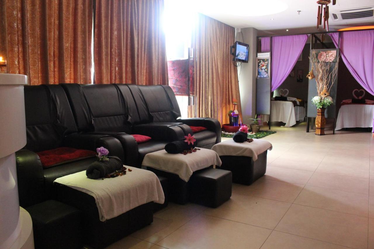 Paradise Spa Hotel Port Dickson Esterno foto