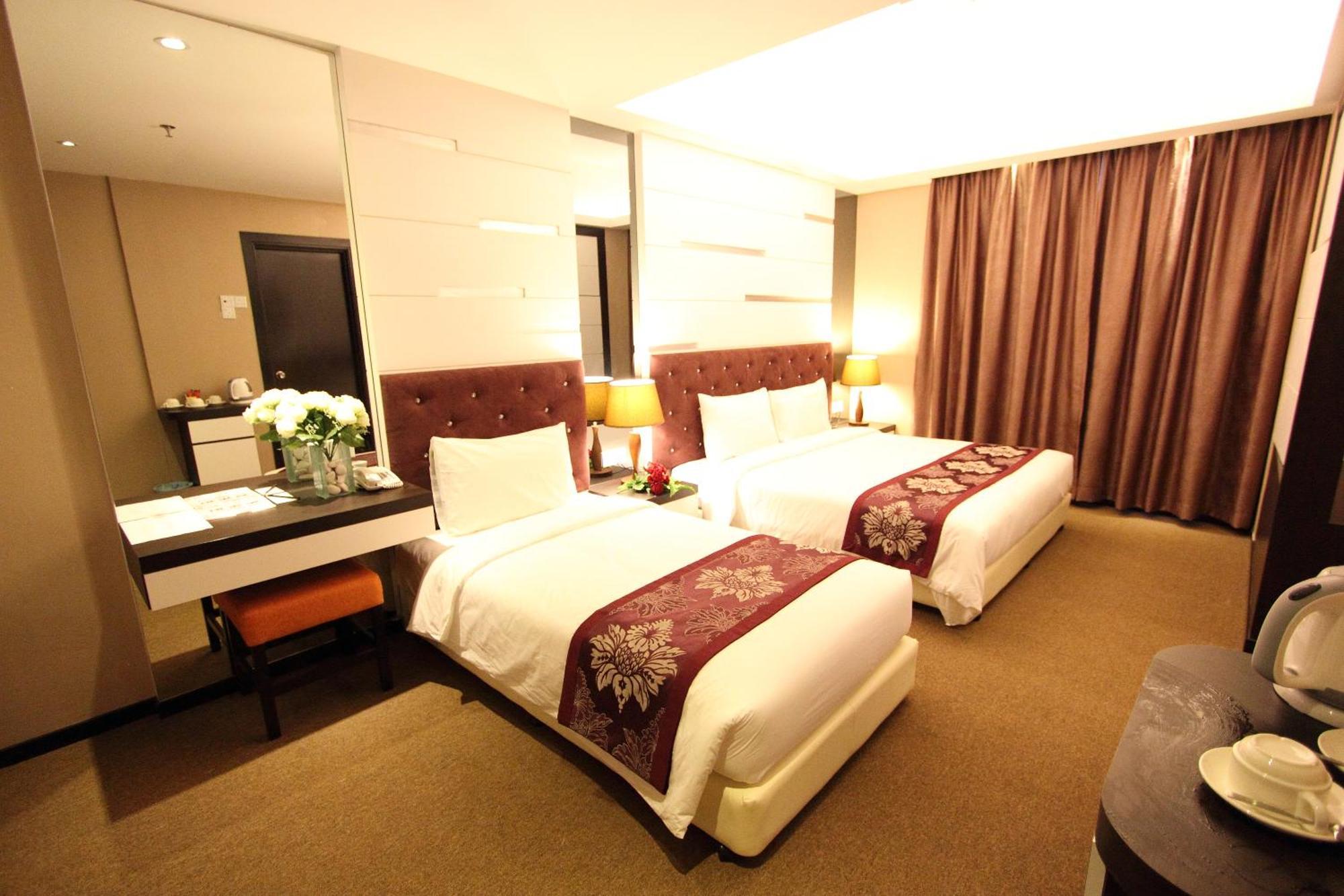 Paradise Spa Hotel Port Dickson Esterno foto
