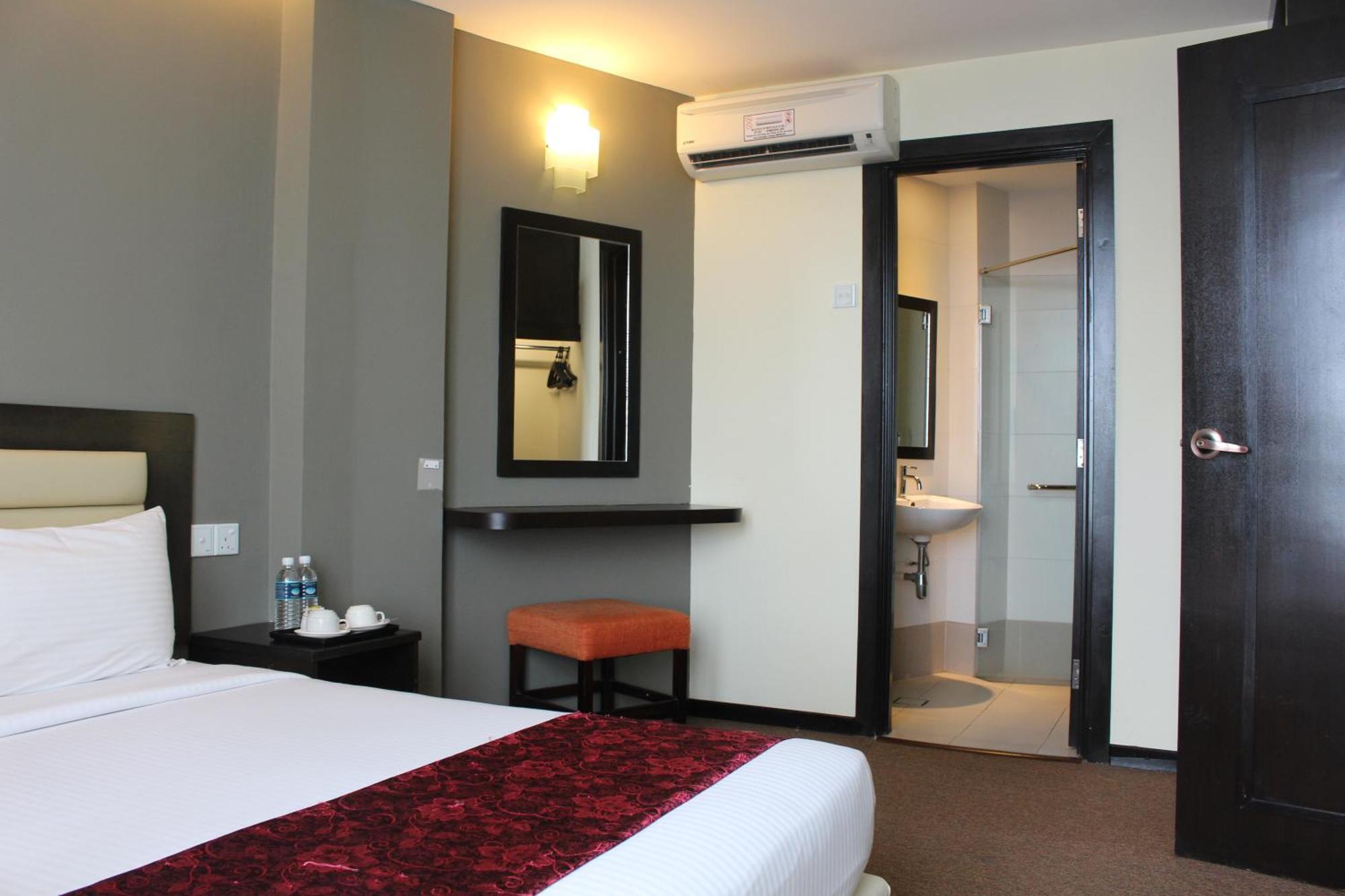 Paradise Spa Hotel Port Dickson Esterno foto