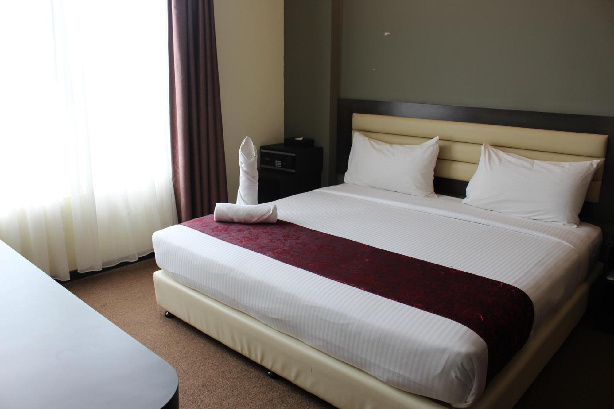 Paradise Spa Hotel Port Dickson Esterno foto